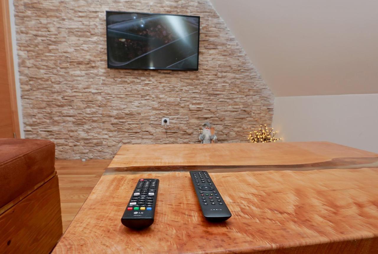 Wood Apartmani - Vila Zimska Idila Jahorina Eksteriør billede